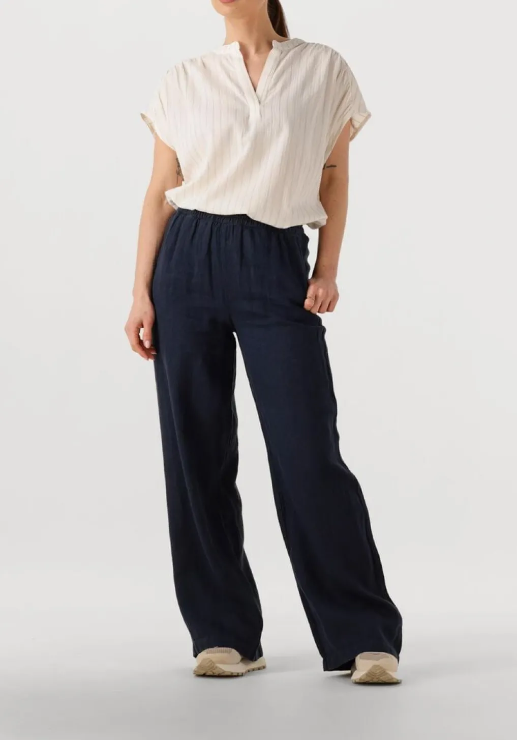 DAMES NUBIKK lage sneakers rose nomad