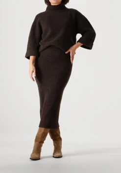 DAMES BELLAMY e midirok mayke