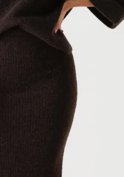 DAMES BELLAMY e midirok mayke