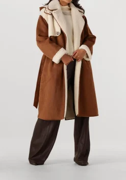 DAMES CAROLINE BISS e mantel 4445