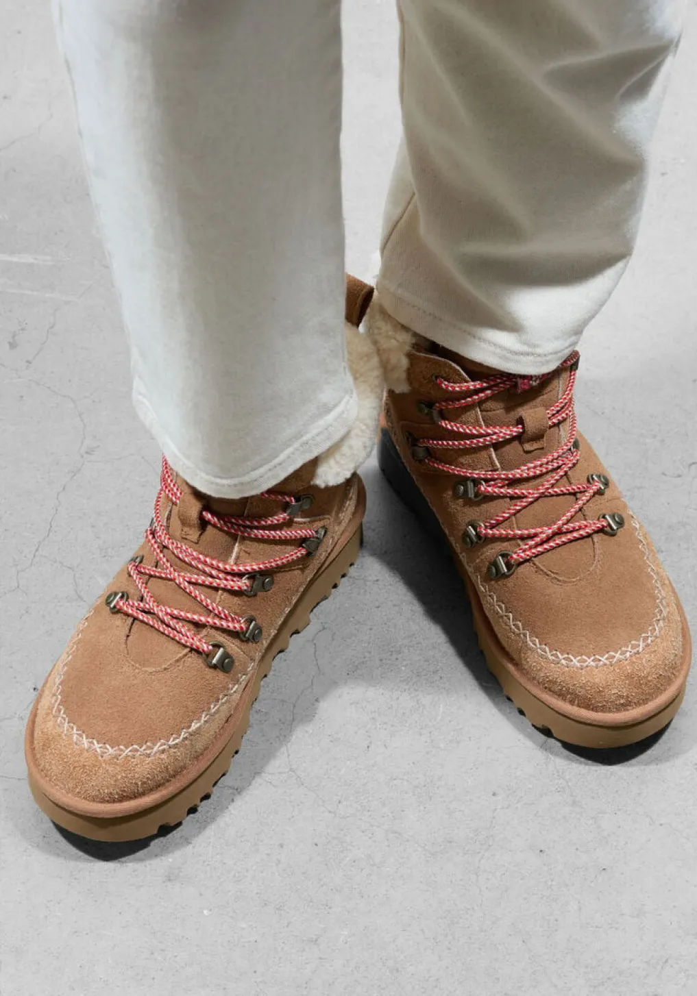 DAMES UGG snowboots classic alpine lace-up