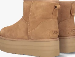 DAMES UGG vachtlaarzen w classic mini platform