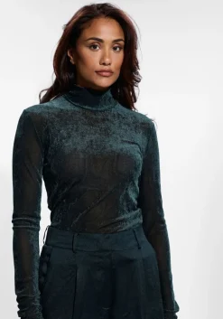 DAMES DANTE6 e top olya velvet layering mesh top