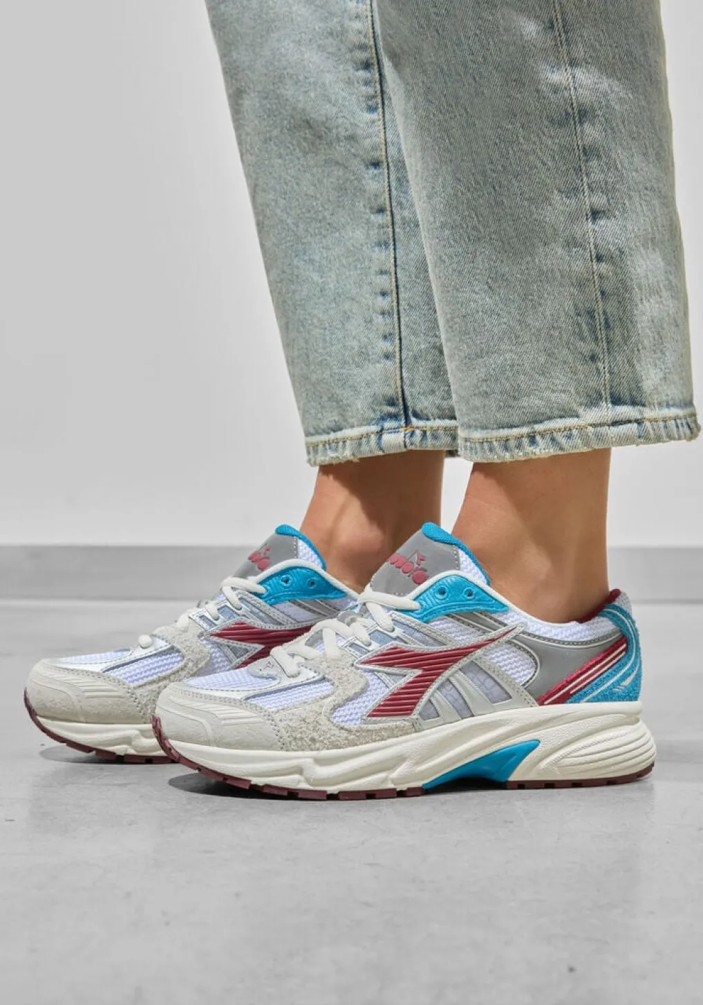 DAMES DIADORA HERITAGE grijze lage sneakers mythos star