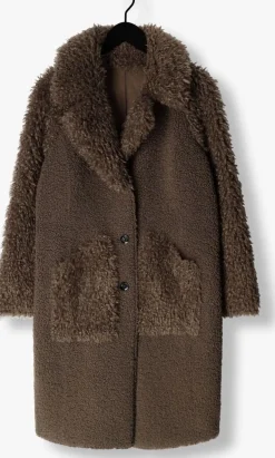 DAMES BEAUMONT e teddy jas jan