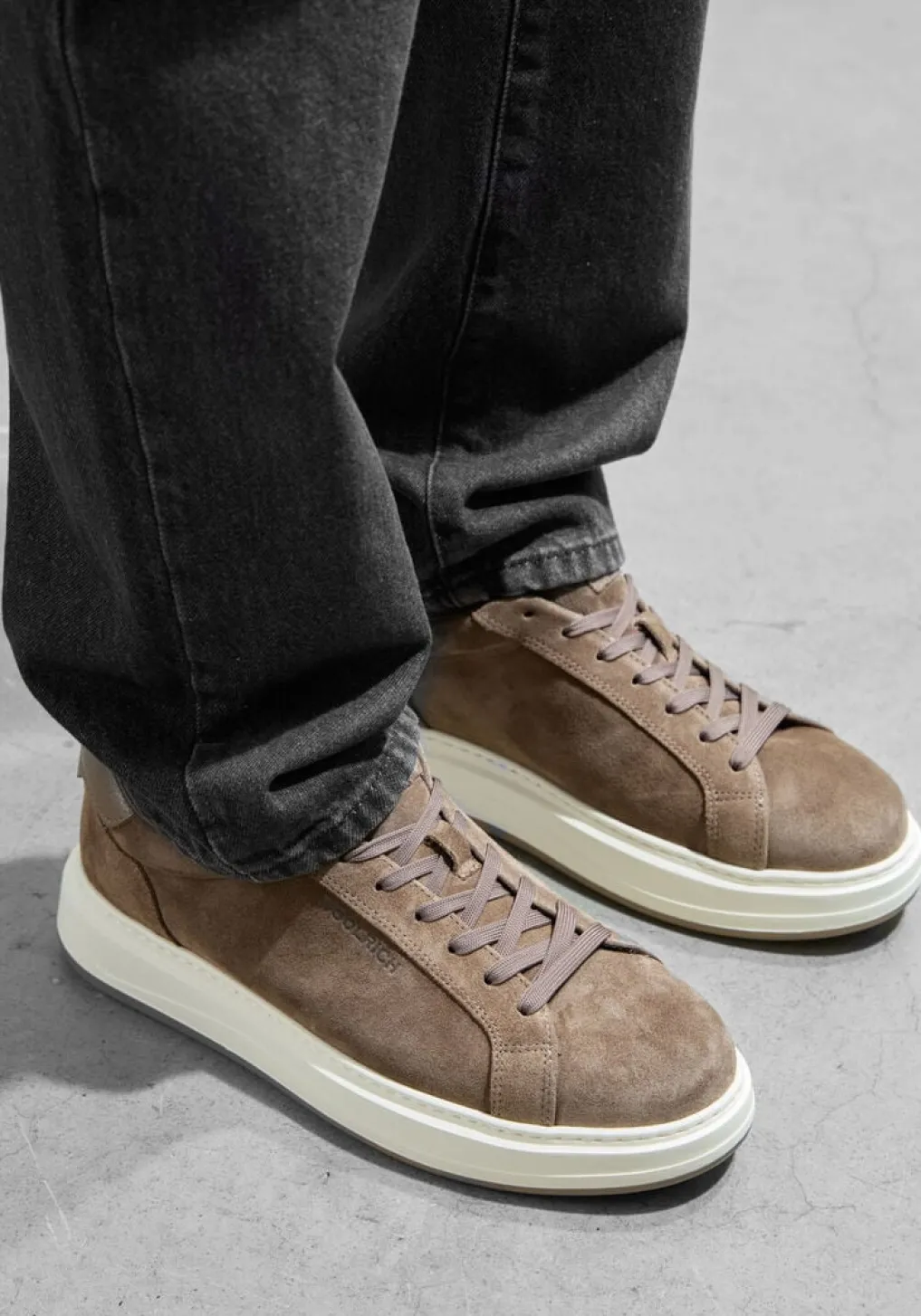 Heren WOOLRICH lage sneakers arrow court man