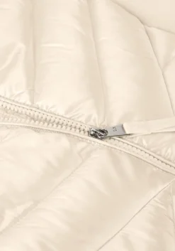 DAMES BEAUMONT te jack devi