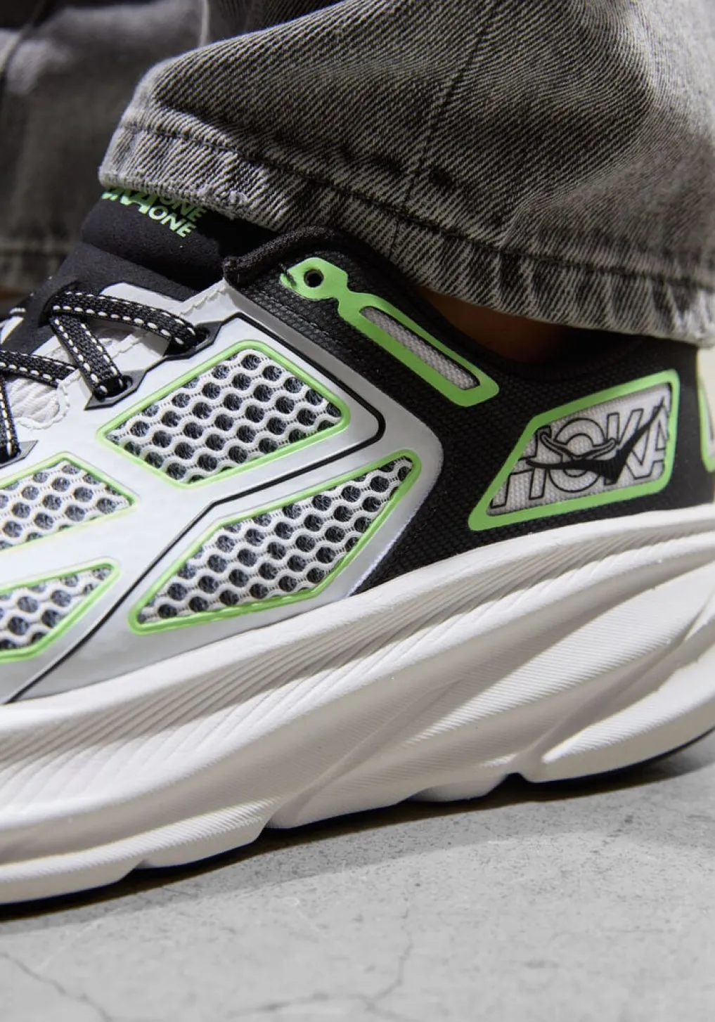 DAMES HOKA te lage sneakers clifton one9