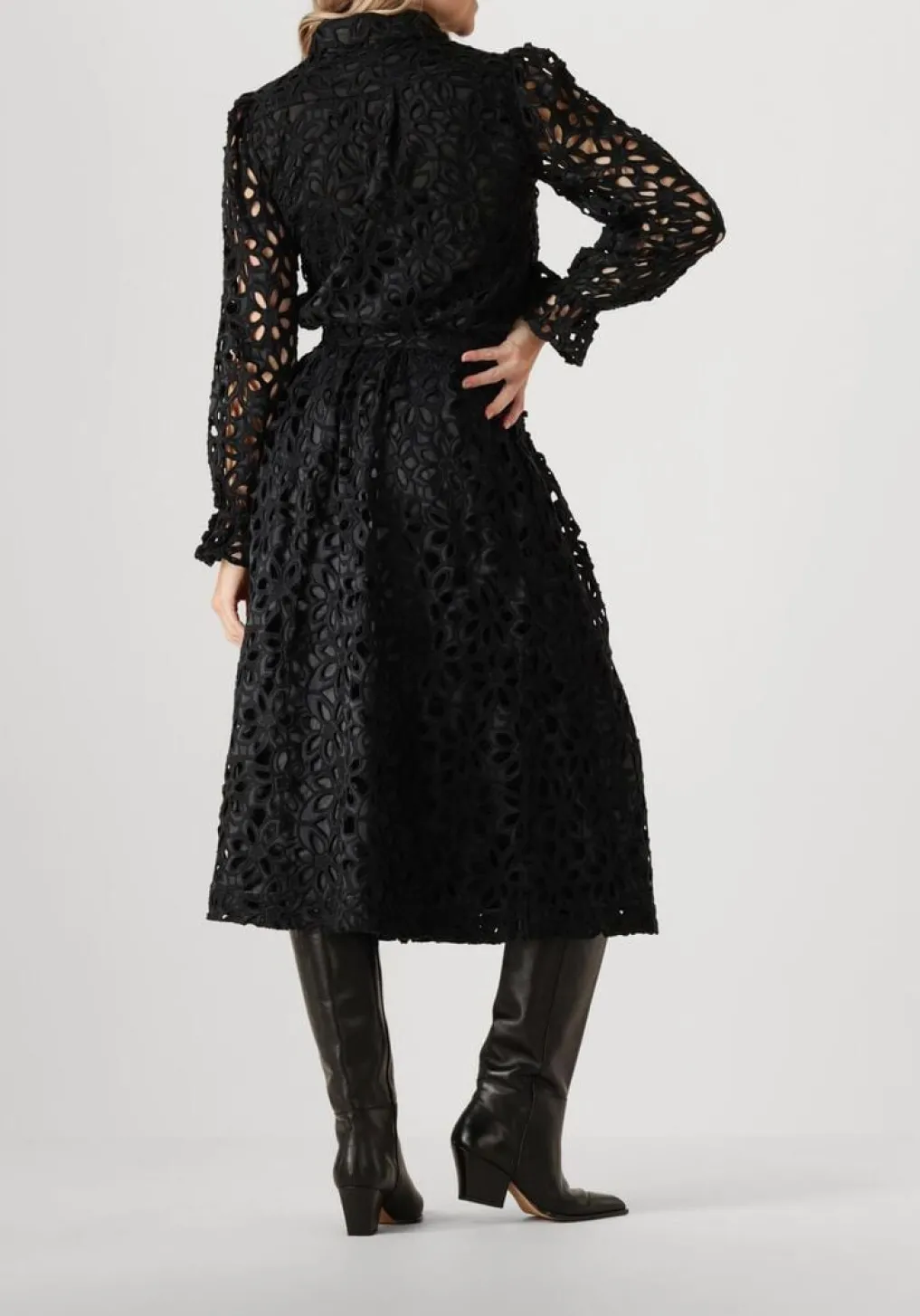 DAMES DEA KUDIBAL e blouses kikka