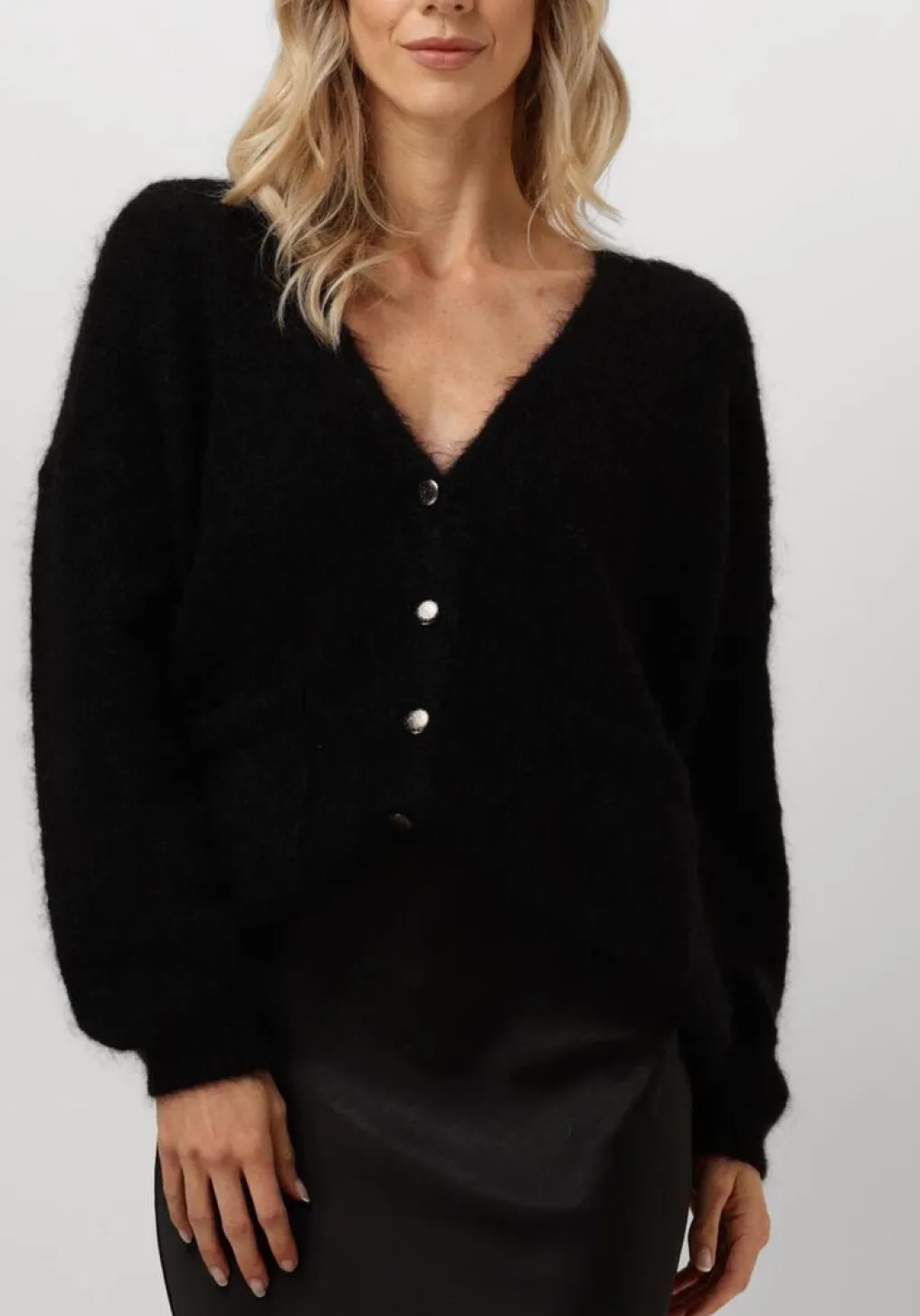 DAMES DES PETITS HAUTS e vest betani