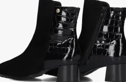 DAMES HASSIA e enkellaarsjes milano