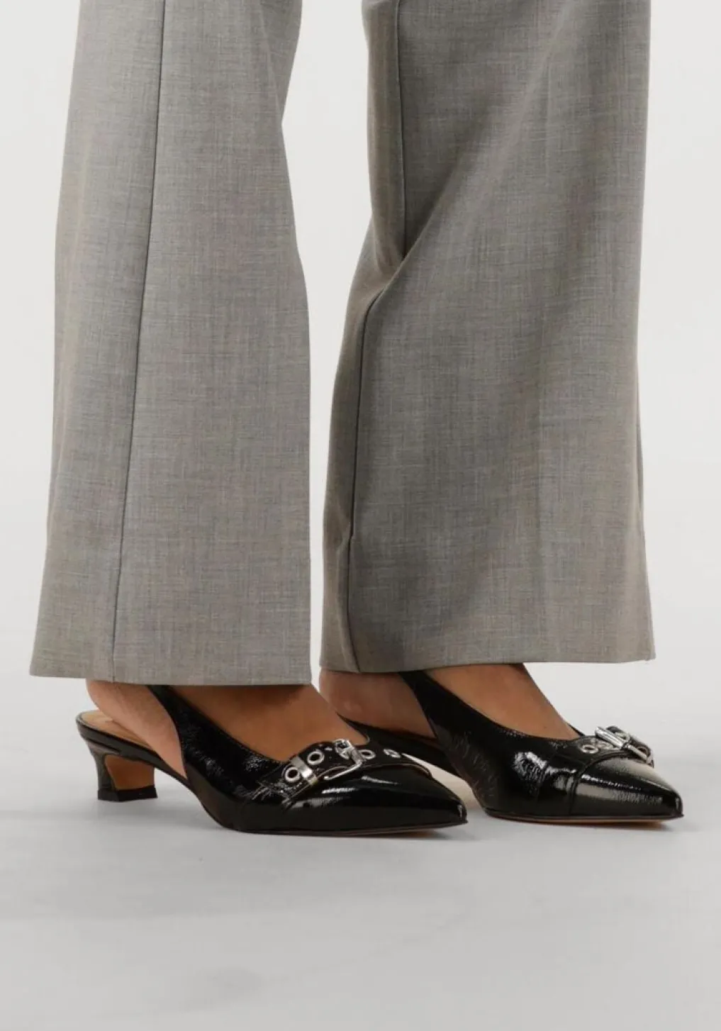 DAMES LINA LOCCHI e slingbacks au 23