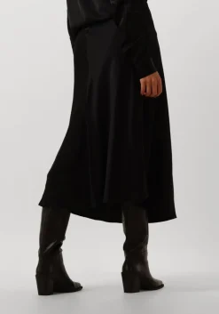 DAMES RESORT FINEST e midirok frivo