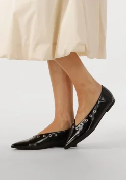 DAMES TORAL e ballerina's miranda