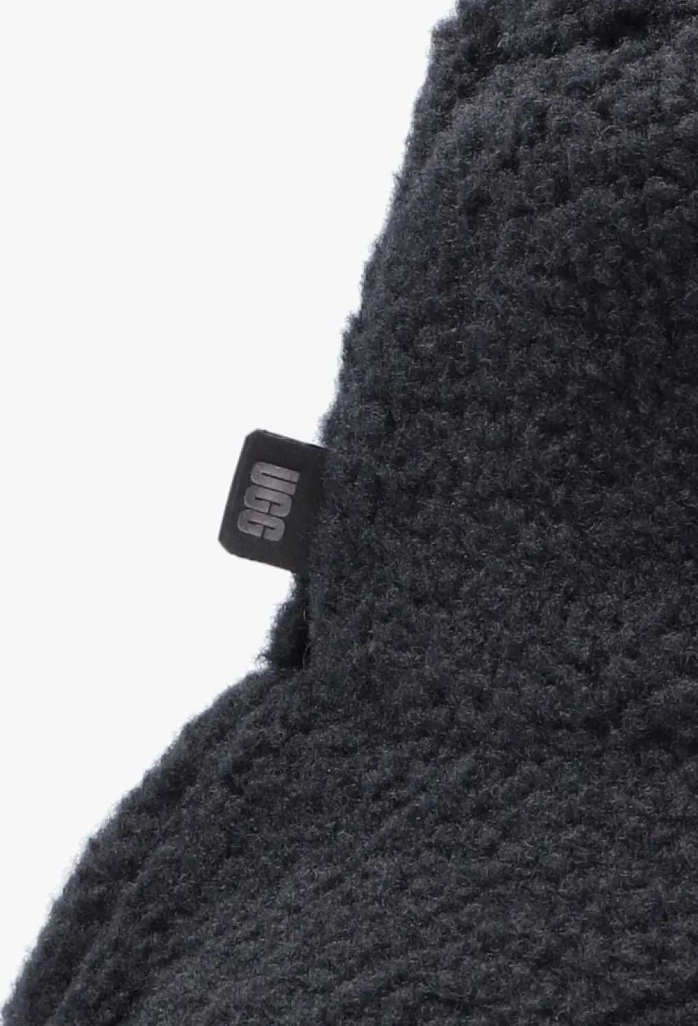 DAMES UGG e muts fluff scalloped hat